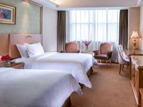  Vienna International Hotel - Long Hua Wan Zhong Cheng Branch  Шэньчжэнь